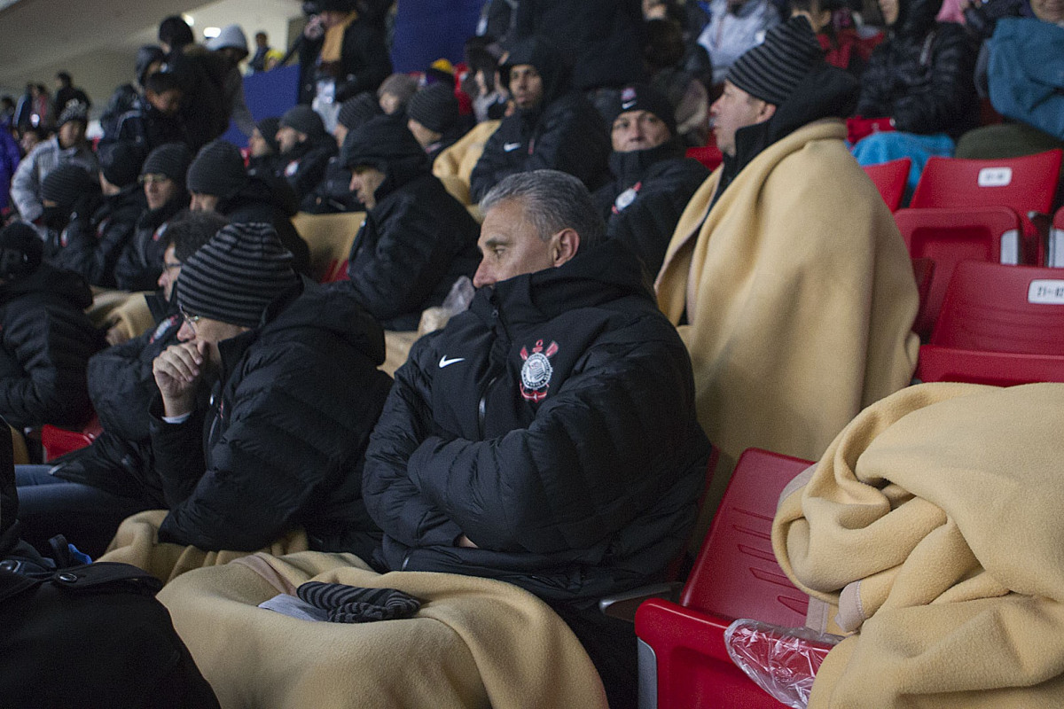 Mais a comisso tecnica fora ao estdio de Toyota, para assistir ao jogo entre o Al Ahly, do Egito, e o Sanfrecce Hiroshima, aps o treino desta tarde no Wave Stadium Kariya, como preparao para a disputa do Campeonato Mundial Interclubes organizado pela FIFA, a ser jogado nas cidades de Toyota e Yokohama