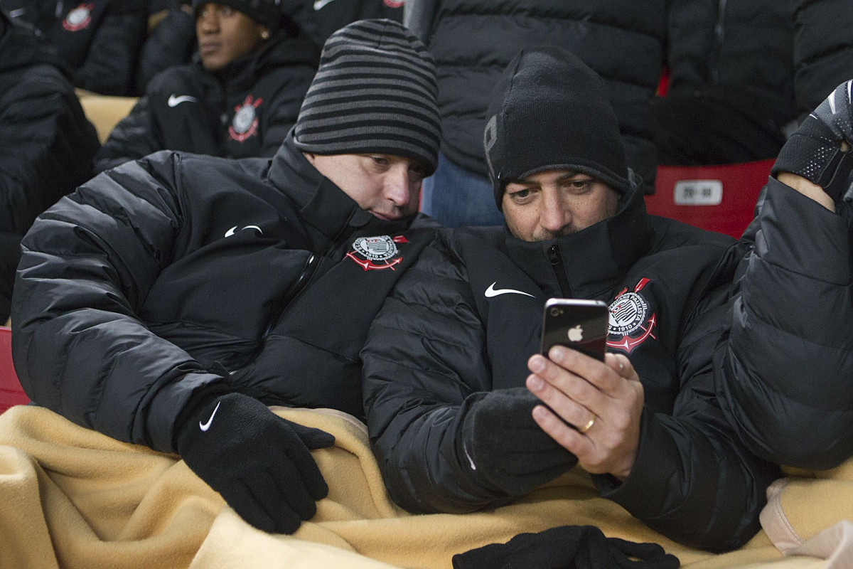 Mais a comissão tecnica fora ao estádio de Toyota, para assistir ao jogo entre o Al Ahly, do Egito, e o Sanfrecce Hiroshima, após o treino desta tarde no Wave Stadium Kariya, como preparação para a disputa do Campeonato Mundial Interclubes organizado pela FIFA, a ser jogado nas cidades de Toyota e Yokohama