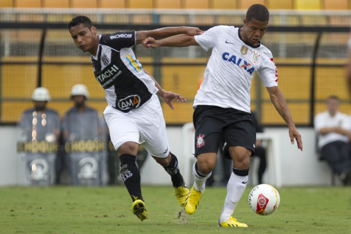 Durante a partida entre Corinthians x Ponte Preta/Campinas realizada esta tarde no estádio do Pacaembu, jogo válido pela 1ª rodada do Campeonato Paulista de 2013