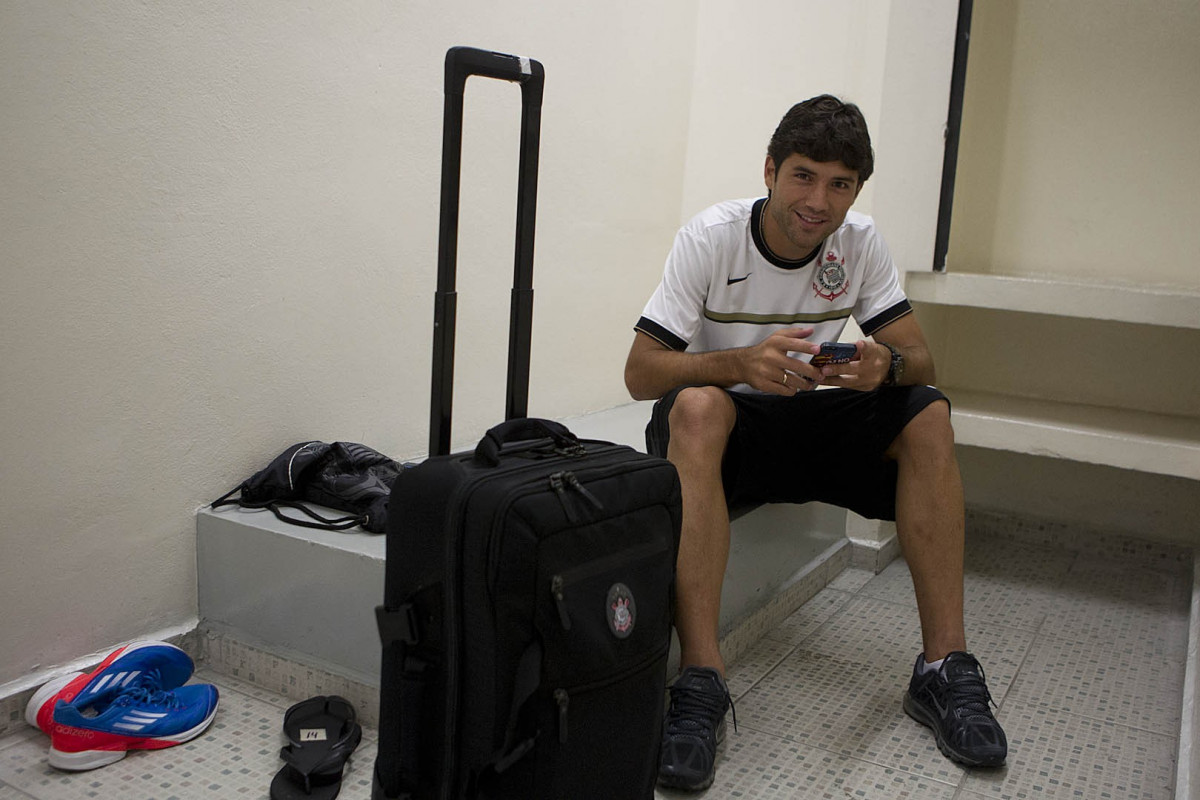 Nos vestiários antes da partida entre Corinthians x Penapolense realizada esta noite no estádio do Pacaembu, jogo válido pela 15ª rodada do Campeonato Paulista de 2013