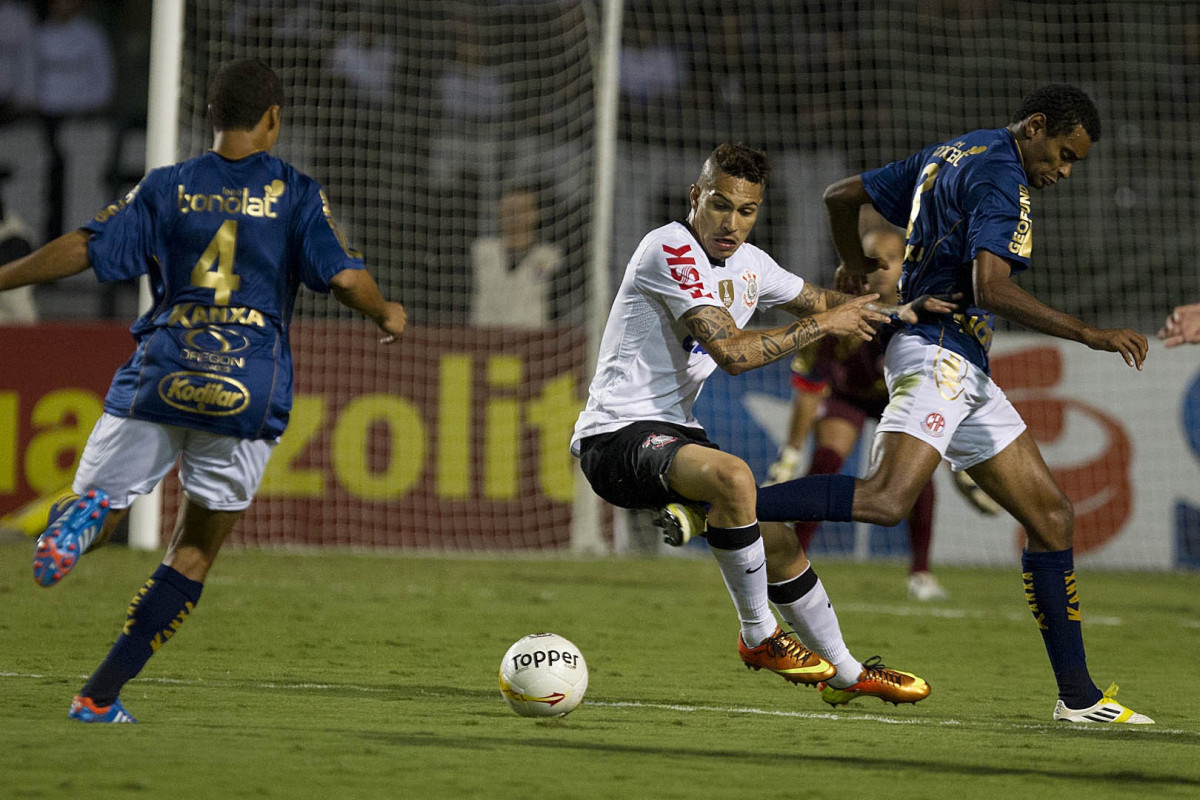 Durante a partida entre Corinthians x Penapolense realizada esta noite no estádio do Pacaembu, jogo válido pela 15ª rodada do Campeonato Paulista de 2013
