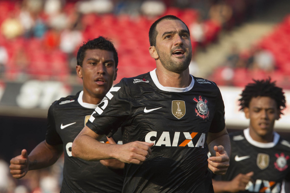 Durante a partida entre São Paulo x Corinthians realizada esta tarde no estádio do Morumbi, jogo válido pela 16ª rodada do Campeonato Paulista de 2013