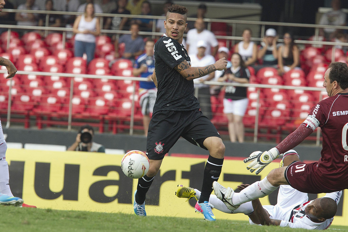 Durante a partida entre São Paulo x Corinthians realizada esta tarde no estádio do Morumbi, jogo válido pela 16ª rodada do Campeonato Paulista de 2013