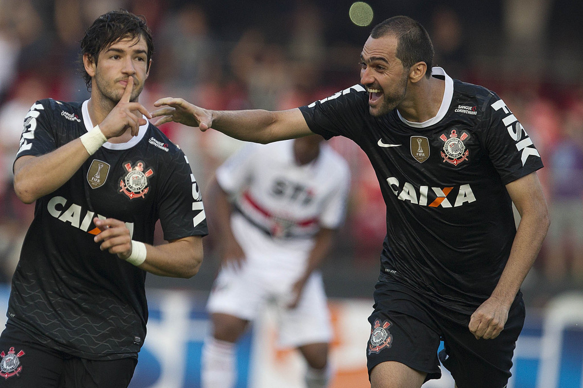 Durante a partida entre São Paulo x Corinthians realizada esta tarde no estádio do Morumbi, jogo válido pela 16ª rodada do Campeonato Paulista de 2013