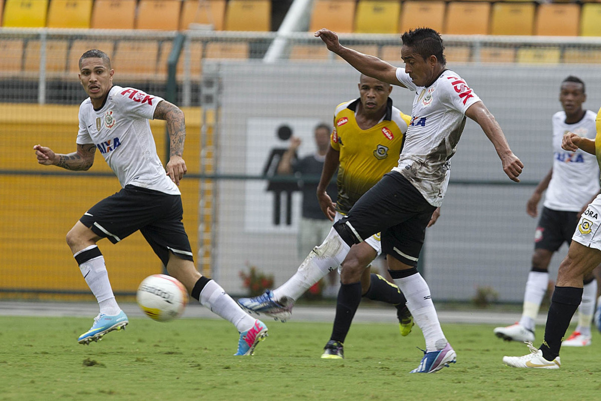 Durante a partida entre Corinthians x So Bernardo realizada esta tarde no estdio do Pacaembu, jogo vlido pela 17 rodada do Campeonato Paulista de 2013