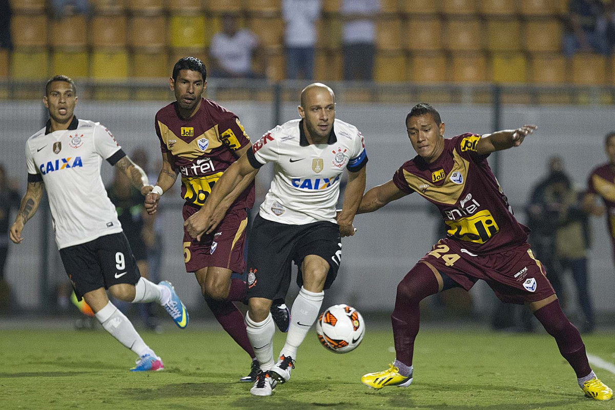 Corinthians enfrentou o San Jos na Libertadores de 2013