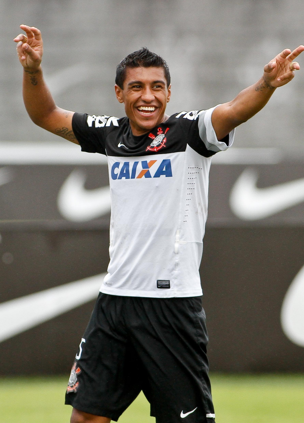 Paulinho do Corinthians durante treino realizado no CT Joaquim Grava 13/04/2013