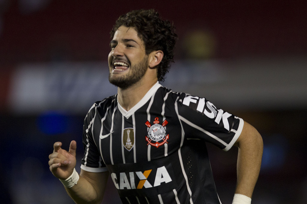 Durante a partida entre São Paulo x Corinthians realizada esta tarde no estádio do Morumbi, jogo válido pelas semifinais do Campeonato Paulista de 2013