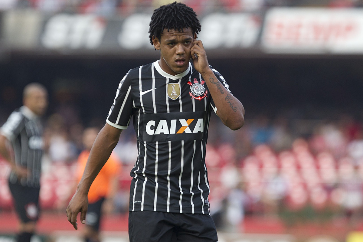 Durante a partida entre So Paulo x Corinthians realizada esta tarde no estdio do Morumbi, jogo vlido pelas semifinais do Campeonato Paulista de 2013