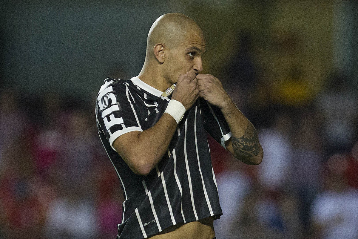 Durante a partida entre São Paulo x Corinthians realizada esta tarde no estádio do Morumbi, jogo válido pelas semifinais do Campeonato Paulista de 2013