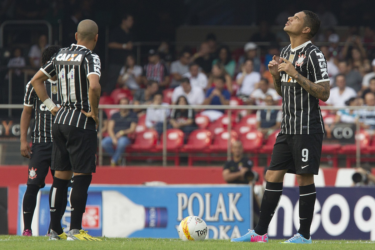 Durante a partida entre São Paulo x Corinthians realizada esta tarde no estádio do Morumbi, jogo válido pelas semifinais do Campeonato Paulista de 2013