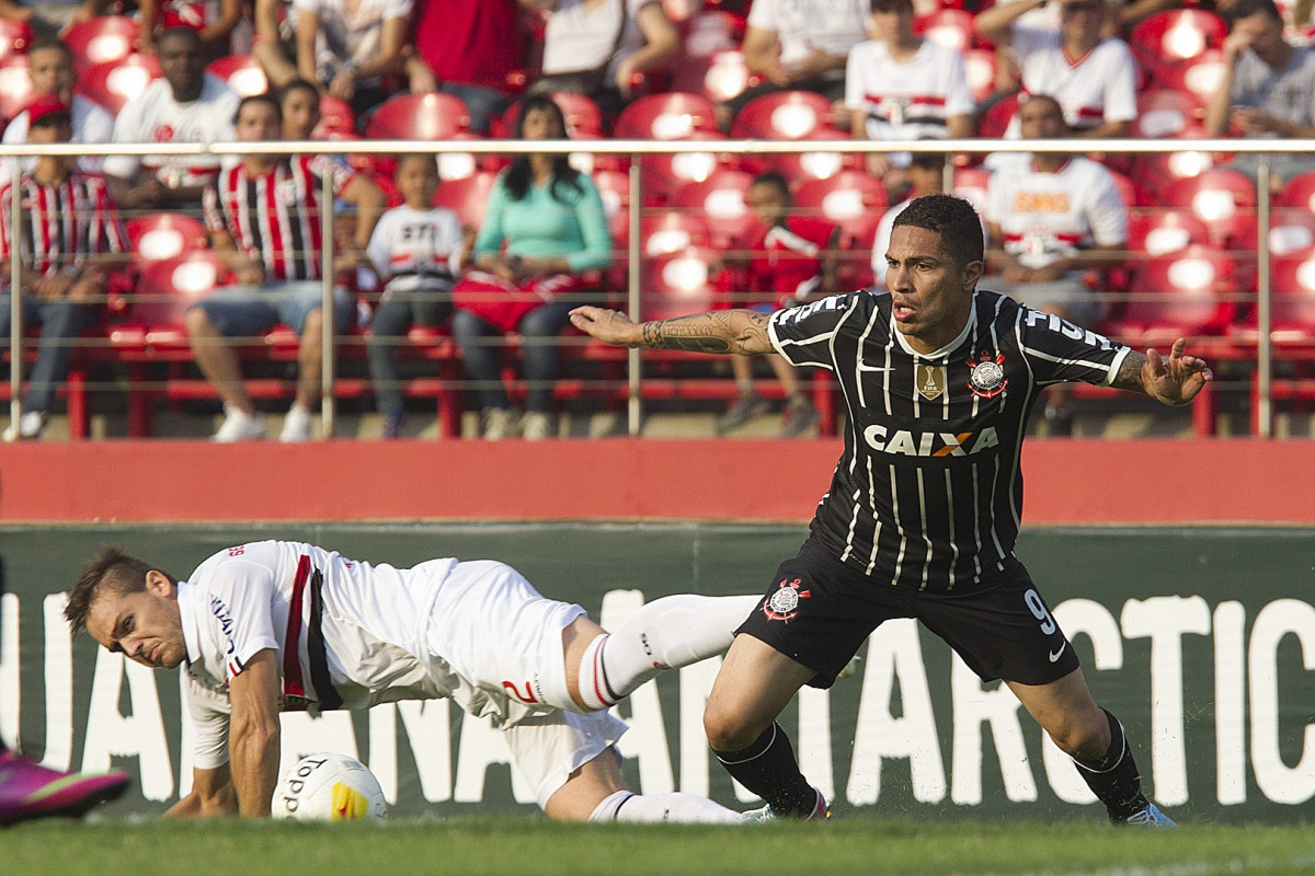 Durante a partida entre São Paulo x Corinthians realizada esta tarde no estádio do Morumbi, jogo válido pelas semifinais do Campeonato Paulista de 2013