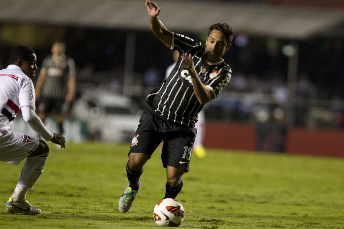 Durante a partida entre São Paulo x Corinthians, realizada esta noite no estádio do Morumbi, jogo de ida da Recopa 2013