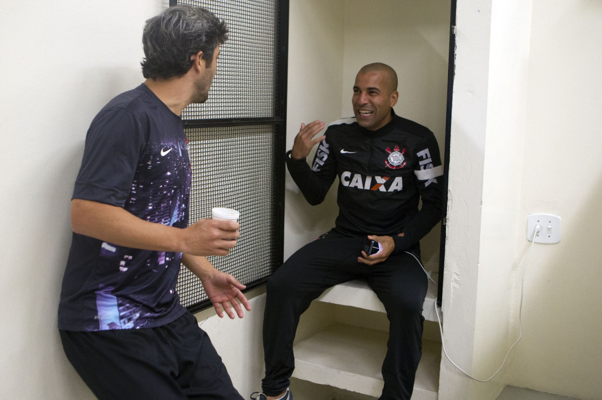 Nos vestiários antes da partida entre Corinthians x Grêmio, realizada esta noite no estádio do Pacaembu, válida pela 10ª rodada do Campeonato Brasileiro de 2013