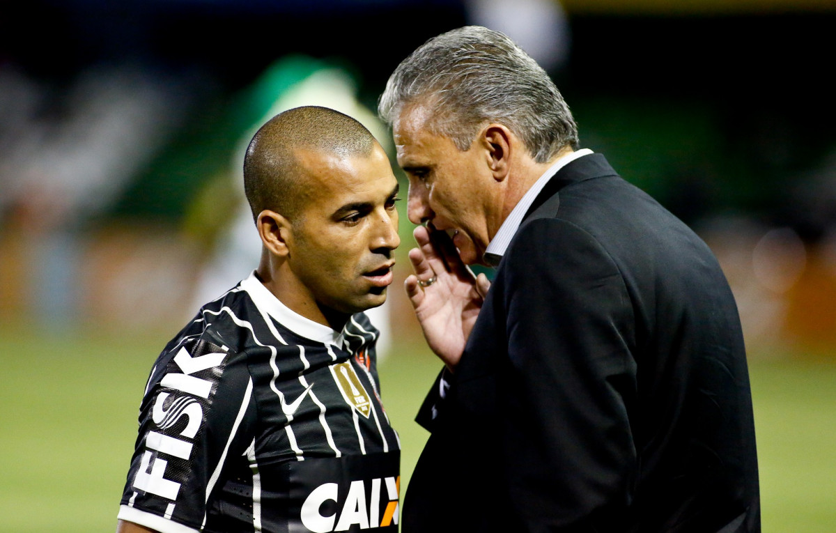 Ex-jogador do Corinthians parabeniza Tite por ciclo na Seleção Brasileira