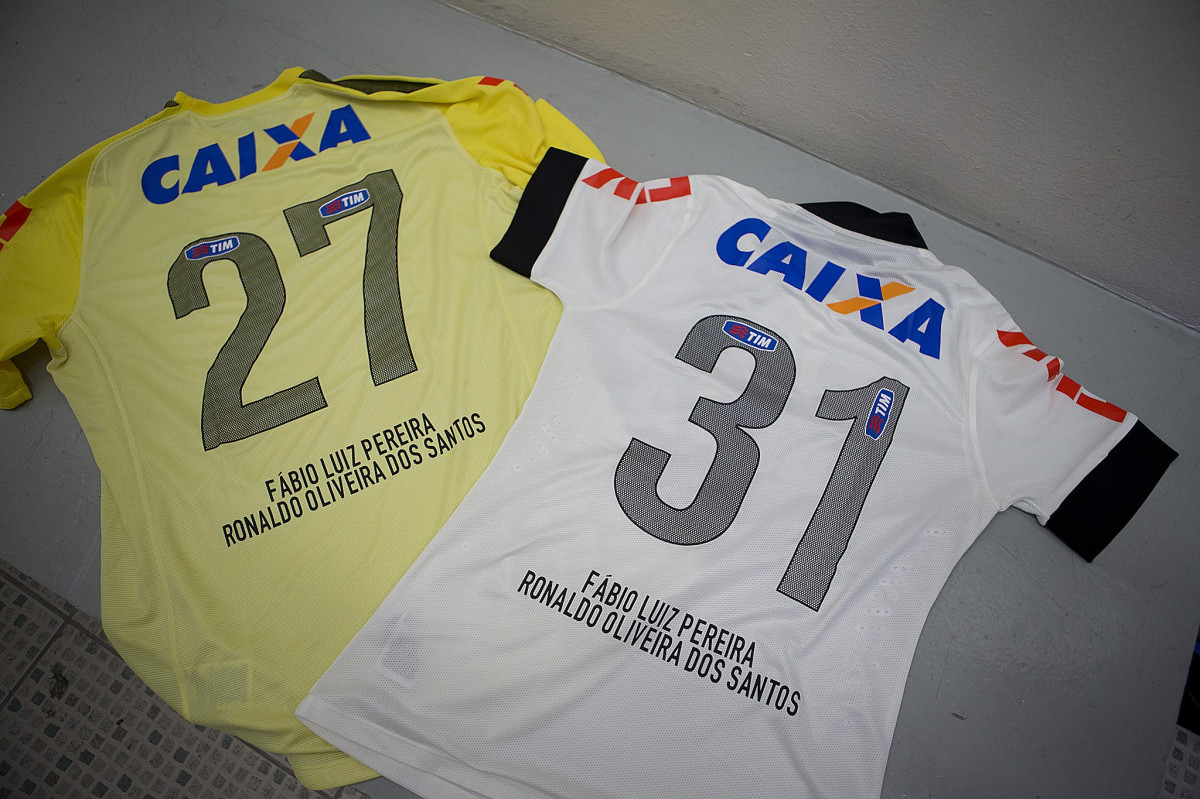 Nos vestirios antes da partida entre Corinthians x Internacional/RS, realizada esta noite no estdio do Pacaembu, vlida pela 37 rodada do Campeonato Brasileiro de 2013