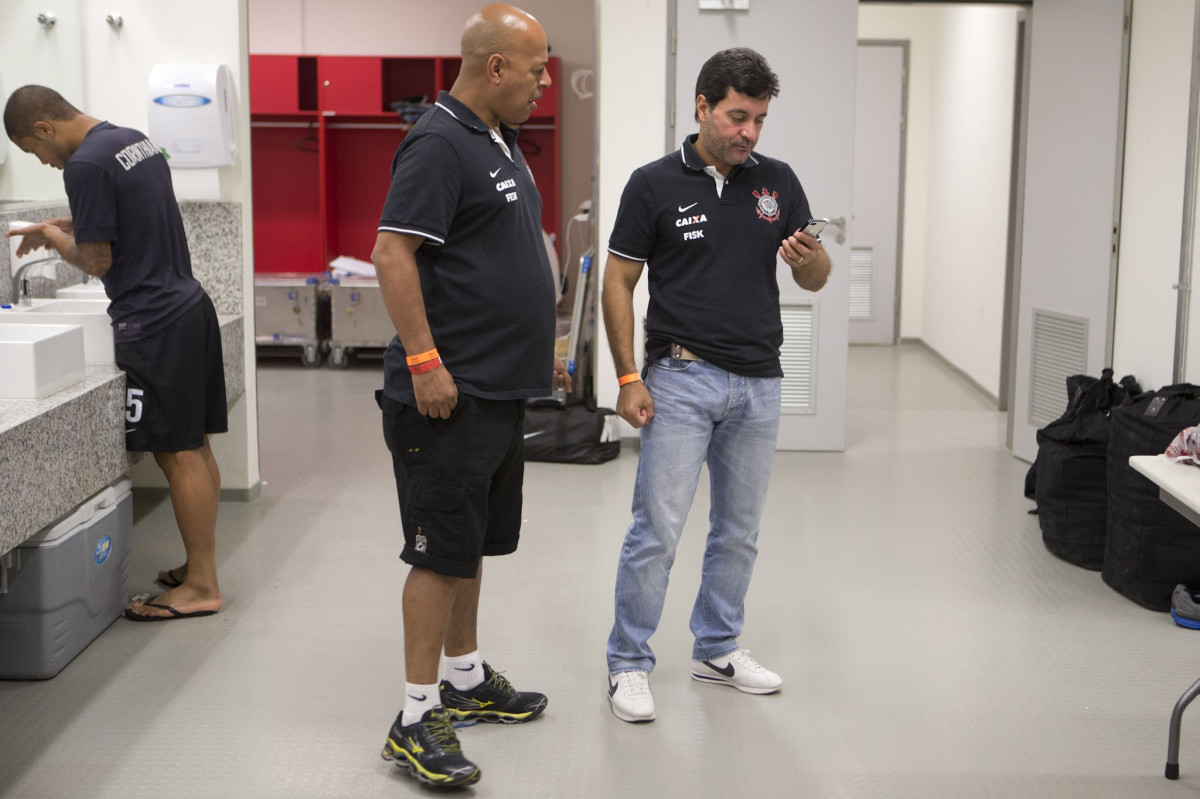 Nos vestiários antes da partida entre Nautico/PE x Corinthians, realizada esta noite na Arena Pernambuco, válida pela 38ª rodada do Campeonato Brasileiro de 2013