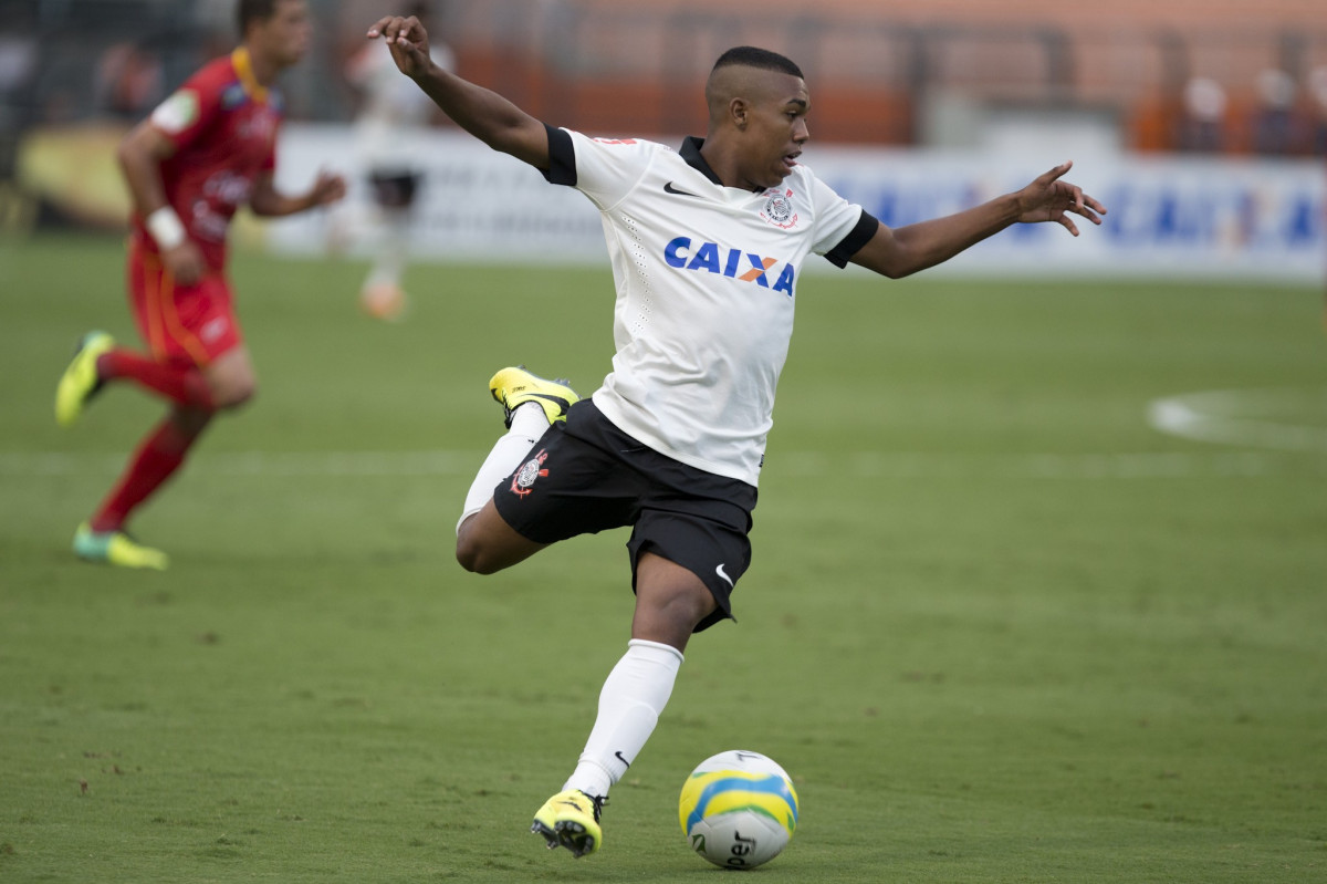 Durante a partida entre Corinthians x Atlético Sorocaba, realizada esta tarde no estádio do Pacaembu, válida pela 15ª rodada do Campeonato Paulista de 2014