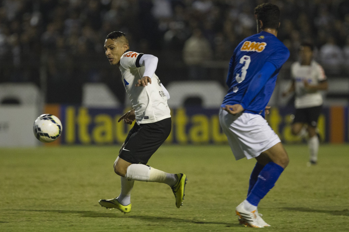 Durante a partida Corinthians x Cruzeiro, realizada esta noite no estdio do Caninde, vlida pela 8 rodada do Campeonato Brasileiro de 2014