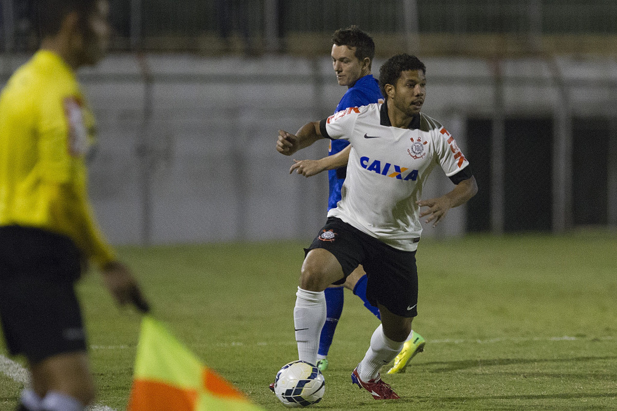 Durante a partida Corinthians x Cruzeiro, realizada esta noite no estdio do Caninde, vlida pela 8 rodada do Campeonato Brasileiro de 2014