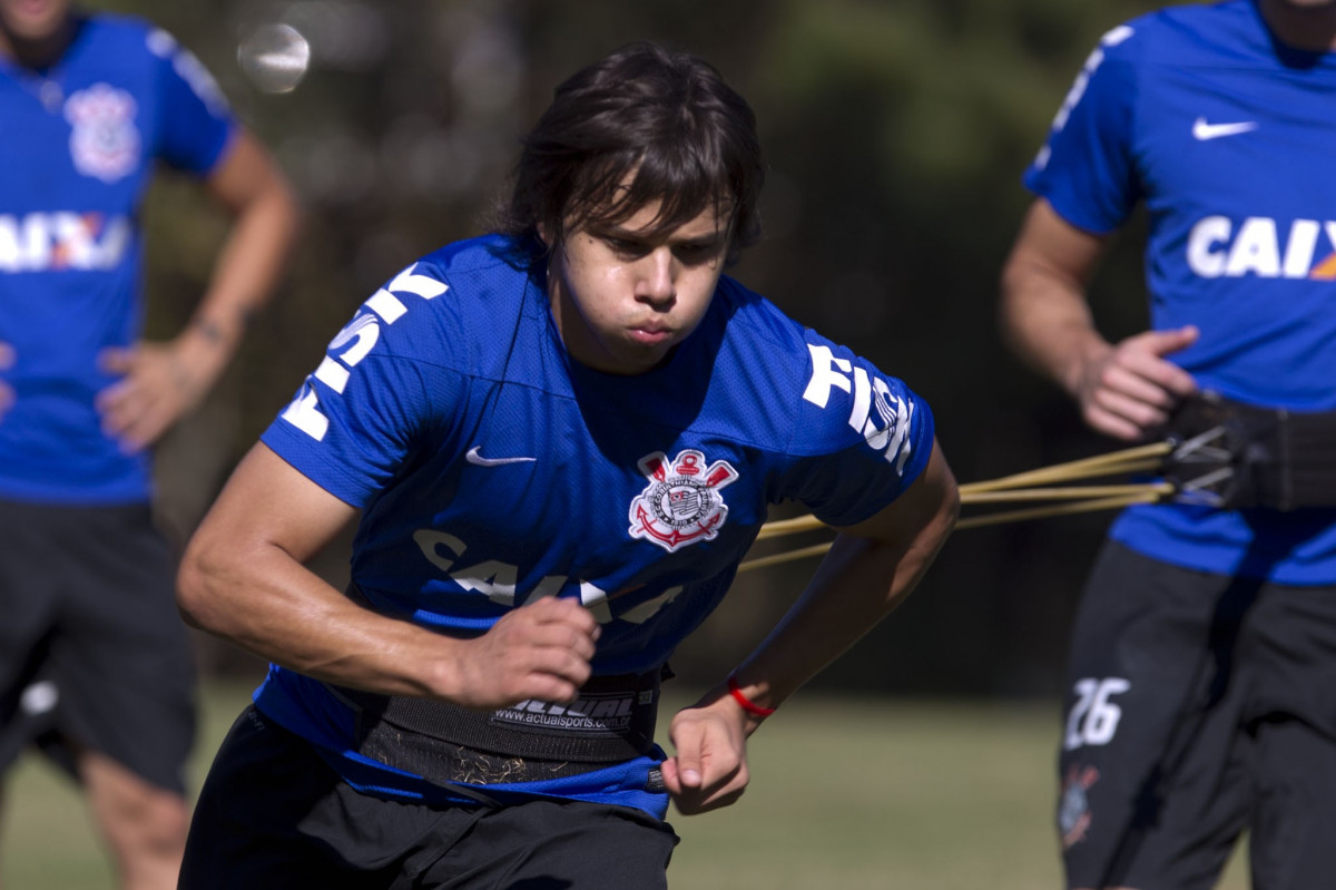 Durante o treino desta manh no Hotel Fazenda das Amoreiras, na cidade de Extrema/MG. O time faz uma intertemporada preparando-se para o prximo jogo dia 17/07 contra o Internacional/RS, na Arena Corinthians, vlido pela 10 rodada do Campeonato Brasileiro de 2014