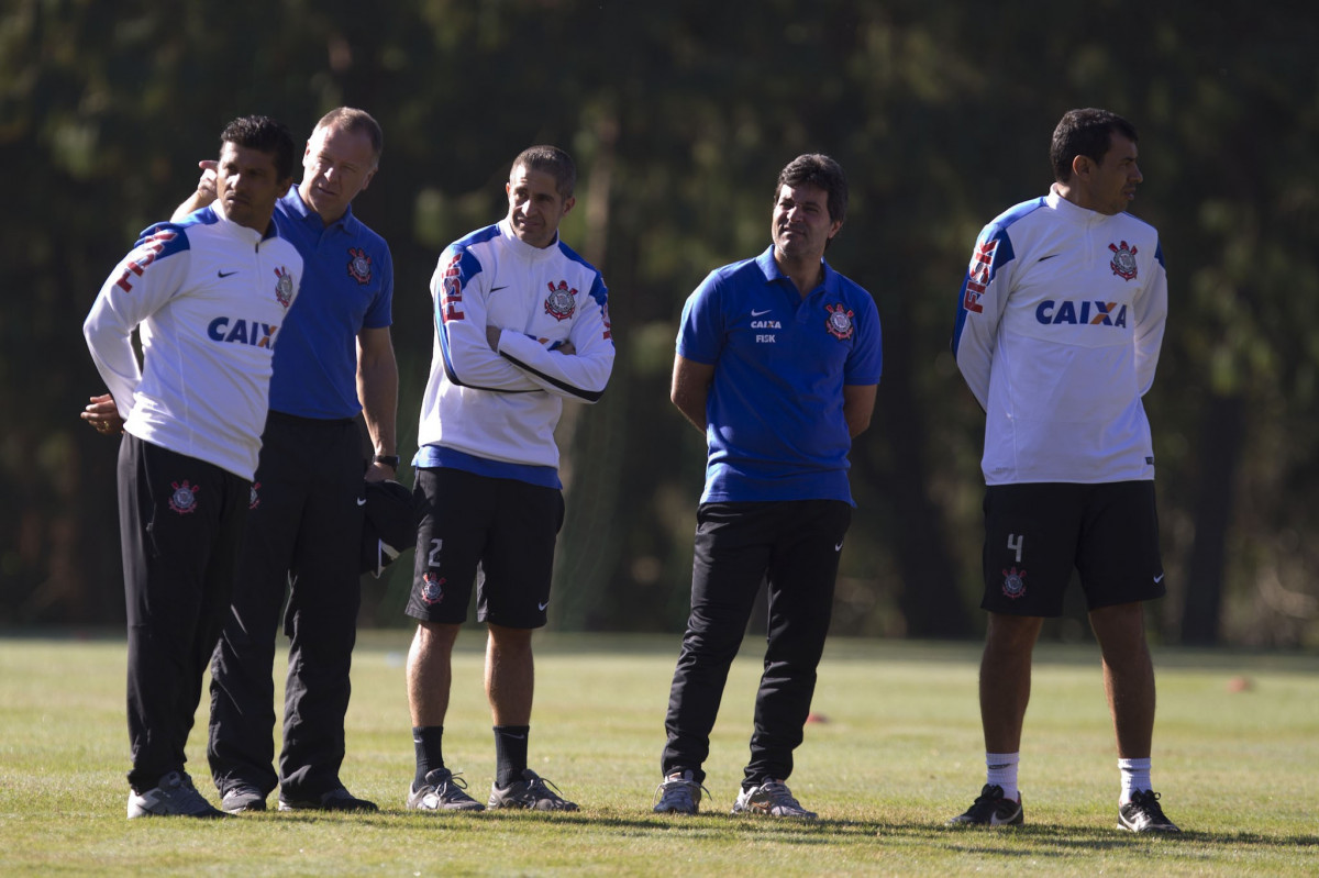 Durante o treino desta manh no Hotel Fazenda das Amoreiras, na cidade de Extrema/MG. O time faz uma intertemporada preparando-se para o prximo jogo dia 17/07 contra o Internacional/RS, na Arena Corinthians, vlido pela 10 rodada do Campeonato Brasileiro de 2014