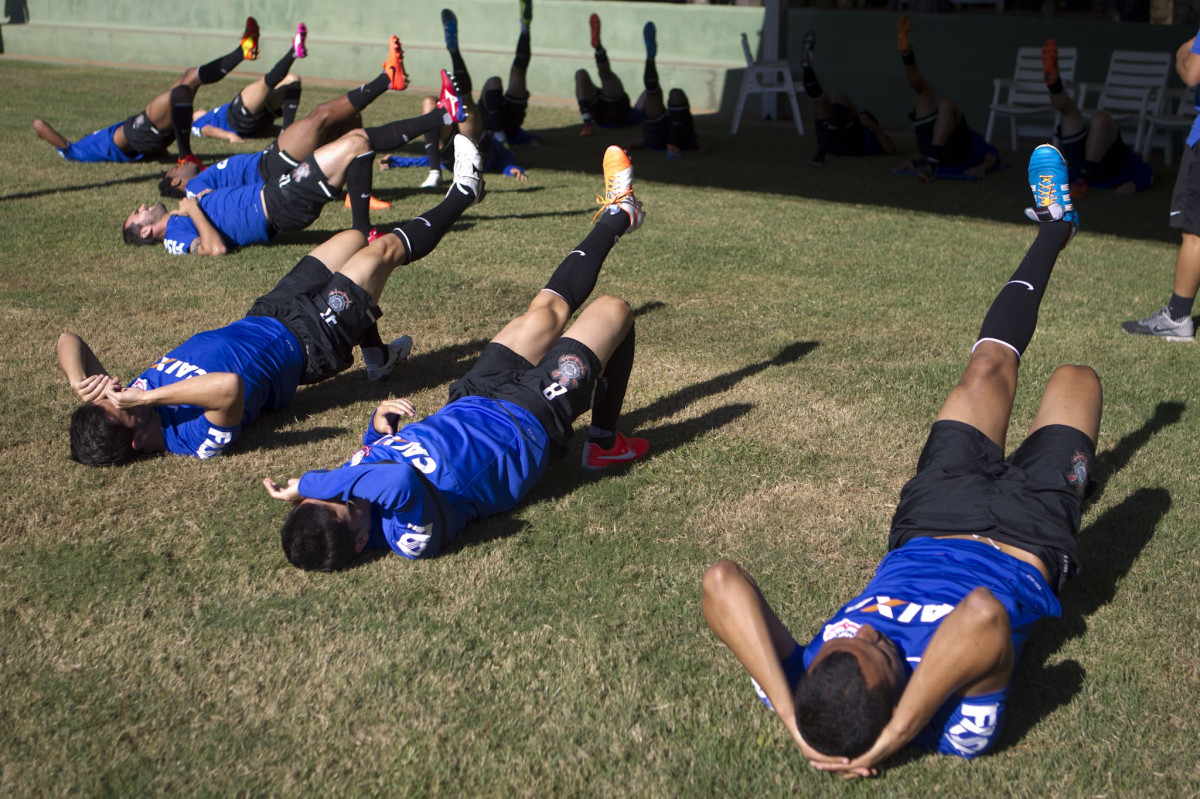 Durante o treino desta manh no Hotel Fazenda das Amoreiras, na cidade de Extrema/MG. O time faz uma intertemporada preparando-se para o prximo jogo dia 17/07 contra o Internacional/RS, na Arena Corinthians, vlido pela 10 rodada do Campeonato Brasileiro de 2014