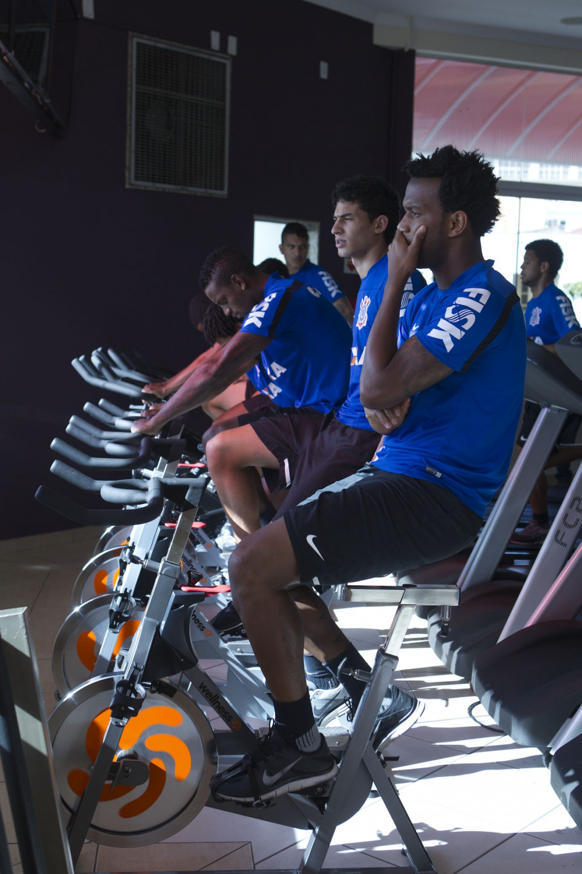 Durante o treino desta manh em um academia na cidade de Extrema/MG. O time faz uma intertemporada preparando-se para o prximo jogo dia 17/07 contra o Internacional/RS, na Arena Corinthians, vlido pela 10 rodada do Campeonato Brasileiro de 2014