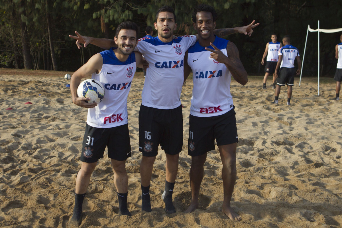 Durante o treino desta tarde no Hotel Fazenda das Amoreiras na cidade de Extrema/MG. O time faz uma intertemporada preparando-se para o prximo jogo dia 17/07 contra o Internacional/RS, na Arena Corinthians, vlido pela 10 rodada do Campeonato Brasileiro de 2014