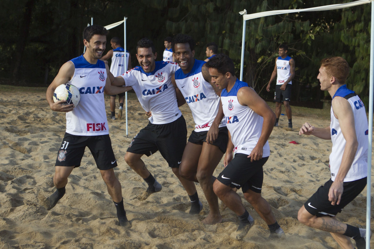 Durante o treino desta tarde no Hotel Fazenda das Amoreiras na cidade de Extrema/MG. O time faz uma intertemporada preparando-se para o prximo jogo dia 17/07 contra o Internacional/RS, na Arena Corinthians, vlido pela 10 rodada do Campeonato Brasileiro de 2014