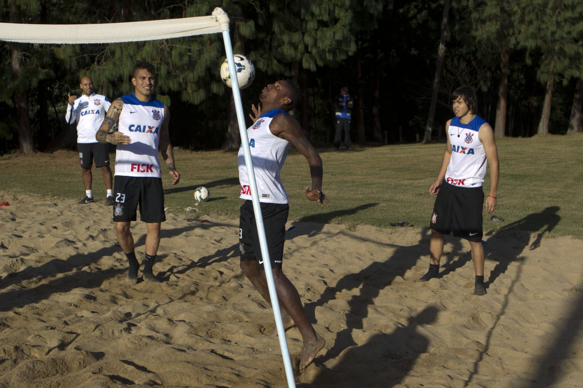 Durante o treino desta tarde no Hotel Fazenda das Amoreiras na cidade de Extrema/MG. O time faz uma intertemporada preparando-se para o próximo jogo dia 17/07 contra o Internacional/RS, na Arena Corinthians, válido pela 10ª rodada do Campeonato Brasileiro de 2014