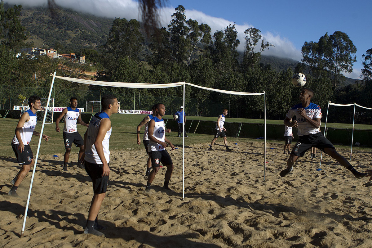 Durante o treino desta tarde no Hotel Fazenda das Amoreiras na cidade de Extrema/MG. O time faz uma intertemporada preparando-se para o próximo jogo dia 17/07 contra o Internacional/RS, na Arena Corinthians, válido pela 10ª rodada do Campeonato Brasileiro de 2014
