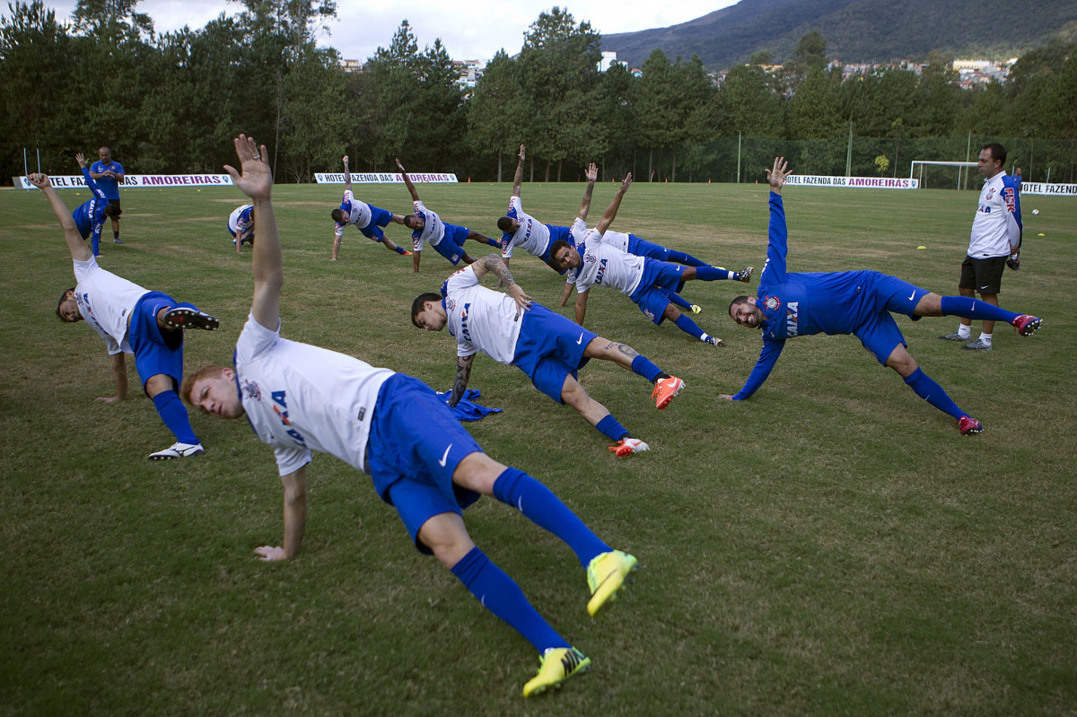 Durante o treino esta tarde no Hotel Fazenda das Amoreiras na cidade de Extrema/MG. O time faz uma intertemporada preparando-se para o próximo jogo dia 17/07 contra o Internacional/RS, na Arena Corinthians, válido pela 10ª rodada do Campeonato Brasileiro de 2014