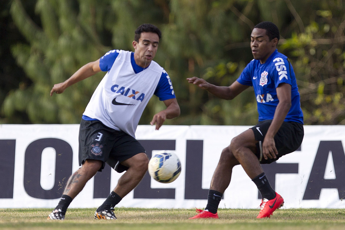 Durante o treino desta tarde no Hotel Fazenda das Amorerias, na cidade de Extrema/MG. O time faz uma intertemporada preparando-se para o próximo jogo dia 17/07 contra o Internacional/RS, na Arena Corinthians, válido pela 10ª rodada do Campeonato Brasileiro de 2014
