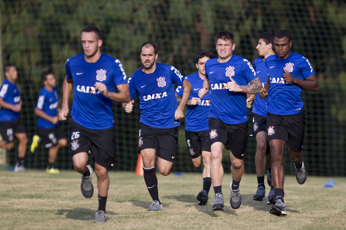 Durante o treino desta tarde no Hotel Fazenda das Amorerias, na cidade de Extrema/MG. O time faz uma intertemporada preparando-se para o prximo jogo dia 17/07 contra o Internacional/RS, na Arena Corinthians, vlido pela 10 rodada do Campeonato Brasileiro de 2014