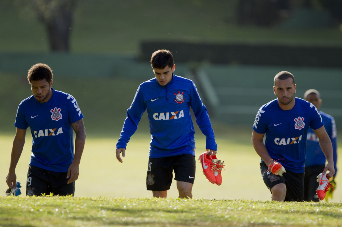 Durante o treino desta tarde no Hotel Fazenda das Amorerias, na cidade de Extrema/MG. O time faz uma intertemporada preparando-se para o prximo jogo dia 17/07 contra o Internacional/RS, na Arena Corinthians, vlido pela 10 rodada do Campeonato Brasileiro de 2014