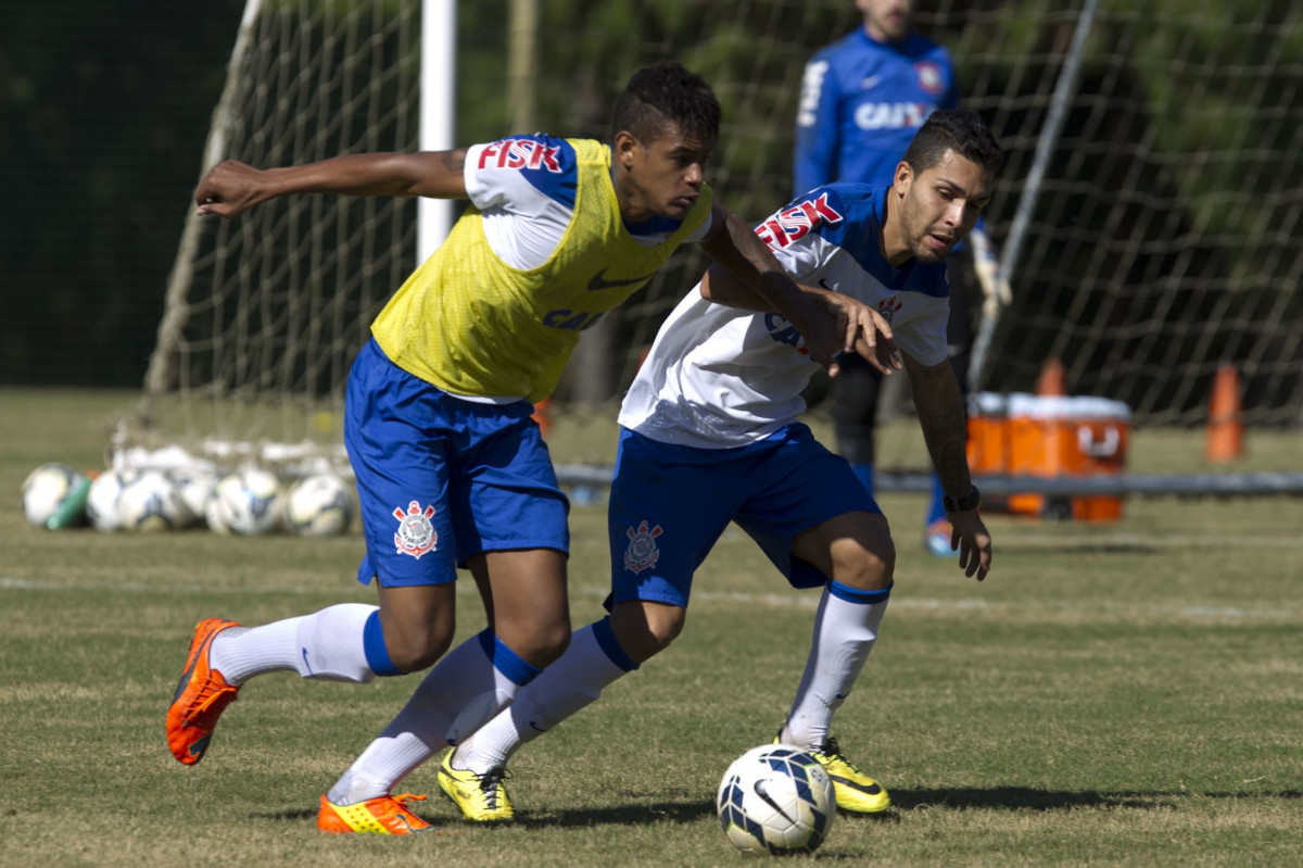 Durante o treino desta manhã no Hotel Fazenda das Amorerias, na cidade de Extrema/MG. O time faz uma intertemporada preparando-se para o próximo jogo dia 17/07 contra o Internacional/RS, na Arena Corinthians, válido pela 10ª rodada do Campeonato Brasileiro de 2014