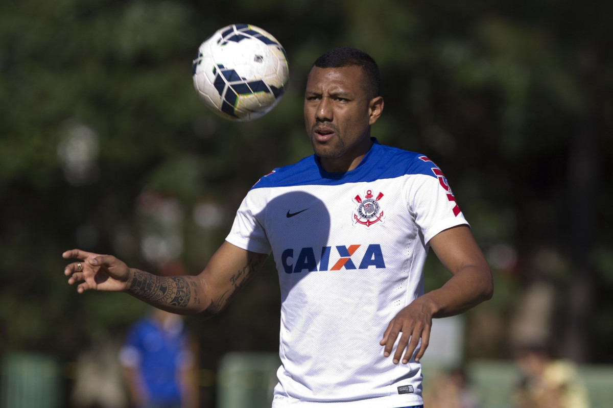 Durante o treino desta manhã no Hotel Fazenda das Amorerias, na cidade de Extrema/MG. O time faz uma intertemporada preparando-se para o próximo jogo dia 17/07 contra o Internacional/RS, na Arena Corinthians, válido pela 10ª rodada do Campeonato Brasileiro de 2014
