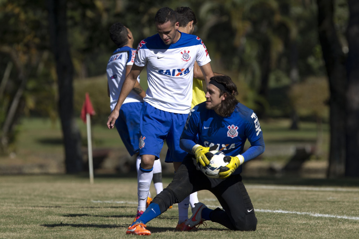 Durante o treino desta manhã no Hotel Fazenda das Amorerias, na cidade de Extrema/MG. O time faz uma intertemporada preparando-se para o próximo jogo dia 17/07 contra o Internacional/RS, na Arena Corinthians, válido pela 10ª rodada do Campeonato Brasileiro de 2014