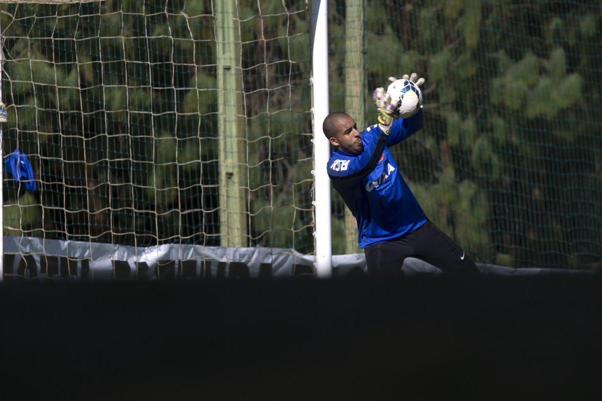 Durante o treino desta manhã no Hotel Fazenda das Amorerias, na cidade de Extrema/MG. O time faz uma intertemporada preparando-se para o próximo jogo dia 17/07 contra o Internacional/RS, na Arena Corinthians, válido pela 10ª rodada do Campeonato Brasileiro de 2014