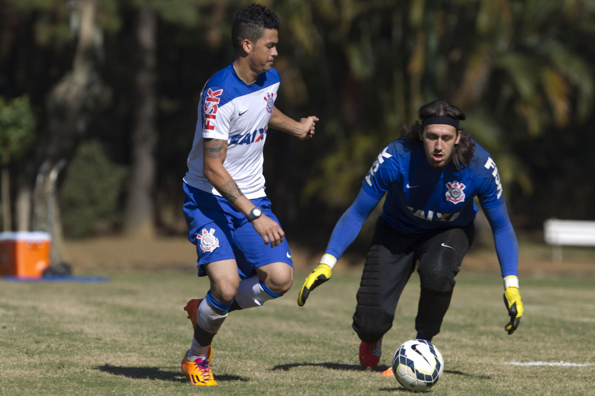 Durante o treino desta manh no Hotel Fazenda das Amorerias, na cidade de Extrema/MG. O time faz uma intertemporada preparando-se para o prximo jogo dia 17/07 contra o Internacional/RS, na Arena Corinthians, vlido pela 10 rodada do Campeonato Brasileiro de 2014