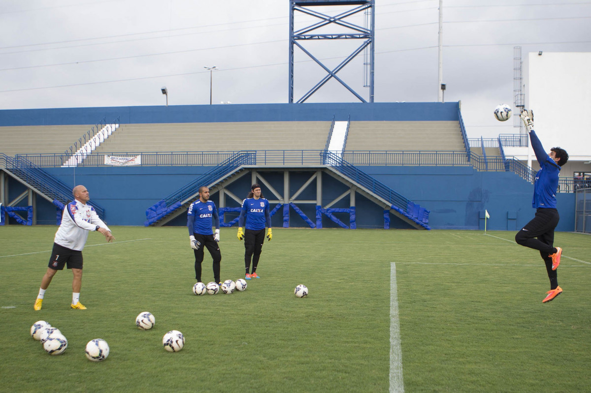 Durante o treino desta tarde em Manaus no CT do São Raimundo. O próximo jogo da equipe será amanhã, sábado, 11/10, contra o Botafogo, na Arena Amazônia, em Manaus, válido pela 27ª rodada do Campeonato Brasileiro de 2014