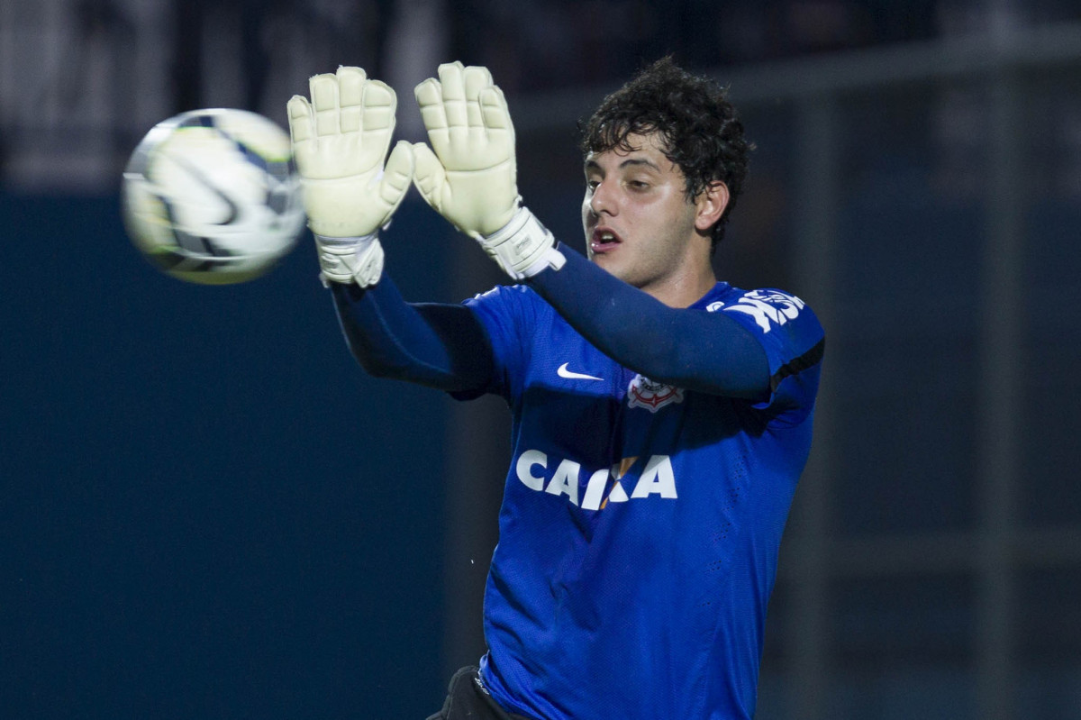 Durante o treino desta tarde em Manaus no CT do So Raimundo. O prximo jogo da equipe ser amanh, sbado, 11/10, contra o Botafogo, na Arena Amaznia, em Manaus, vlido pela 27 rodada do Campeonato Brasileiro de 2014