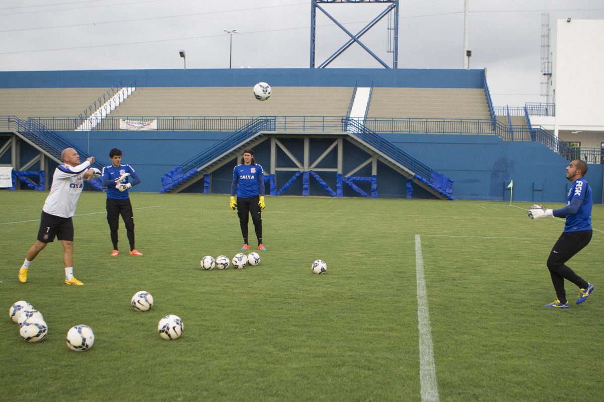 Durante o treino desta tarde em Manaus no CT do São Raimundo. O próximo jogo da equipe será amanhã, sábado, 11/10, contra o Botafogo, na Arena Amazônia, em Manaus, válido pela 27ª rodada do Campeonato Brasileiro de 2014