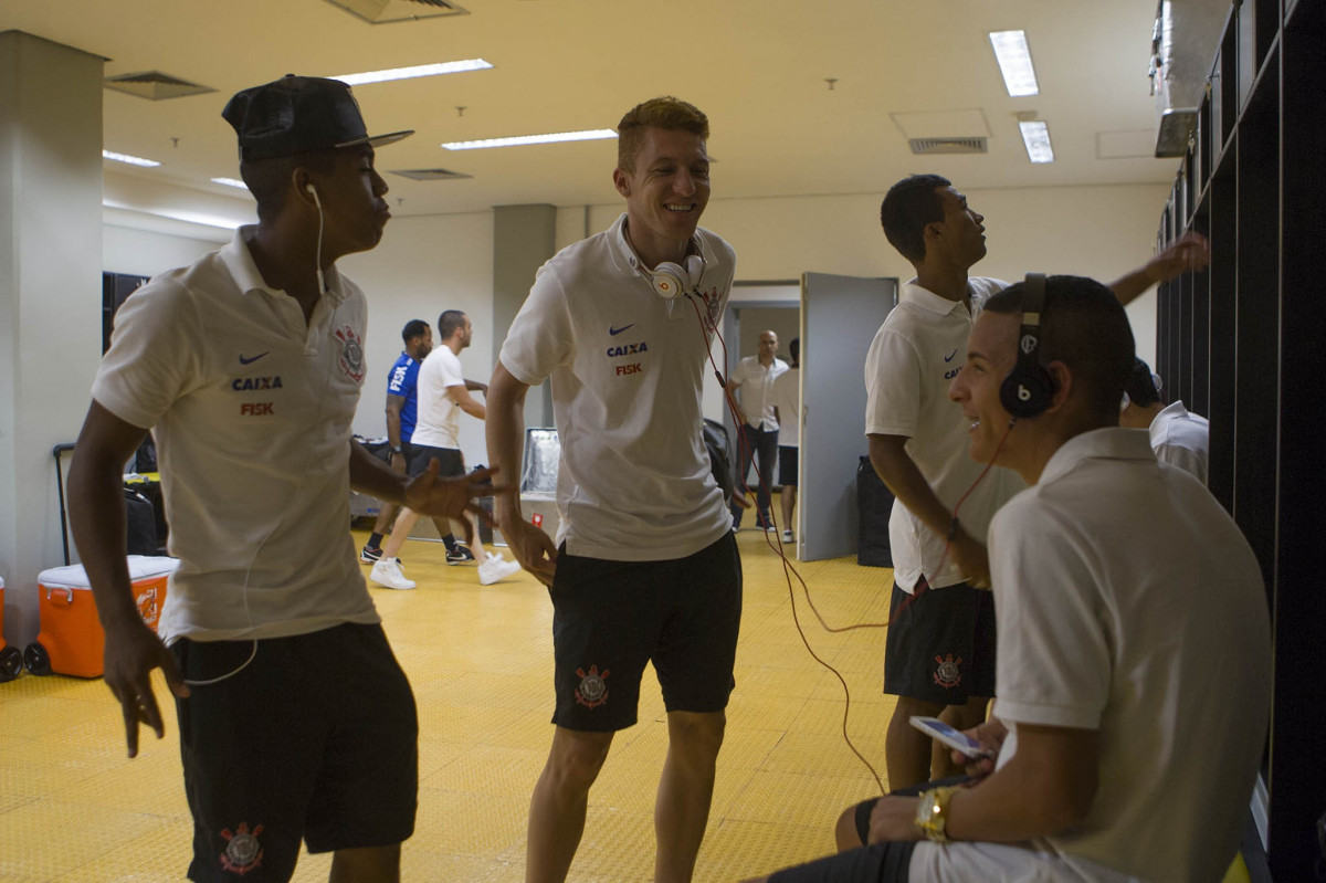Nos vestiários antes do jogo entre Botafogo x Corinthians, realizado esta noite na Arena Amazônia, válido pela 28ª rodada do Campeonato Brasileiro de 2014