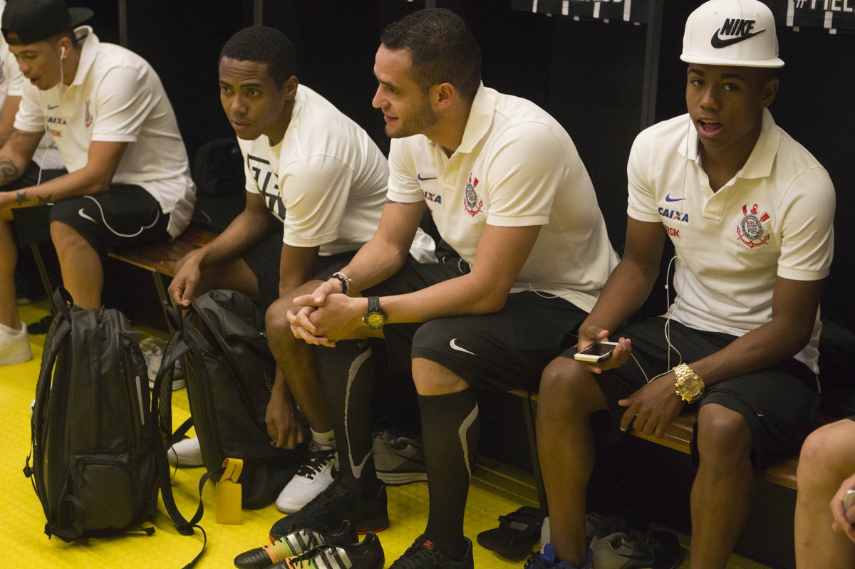 Nos vestiários antes da partida entre Atlético-MG x Corinthians, realizado esta noite no Mineirão, jogo da volta pela Copa do Brasil 2014