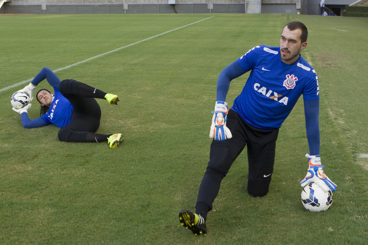 Durante o treino desta tarde na Arena Pantanal, em Cuiaba/MT. O prximo jogo da equipe ser amanh, quarta-feira, dia 22/10, contra o Vitoria/BA, pela 30 rodada do Campeonato Brasileiro de 2014