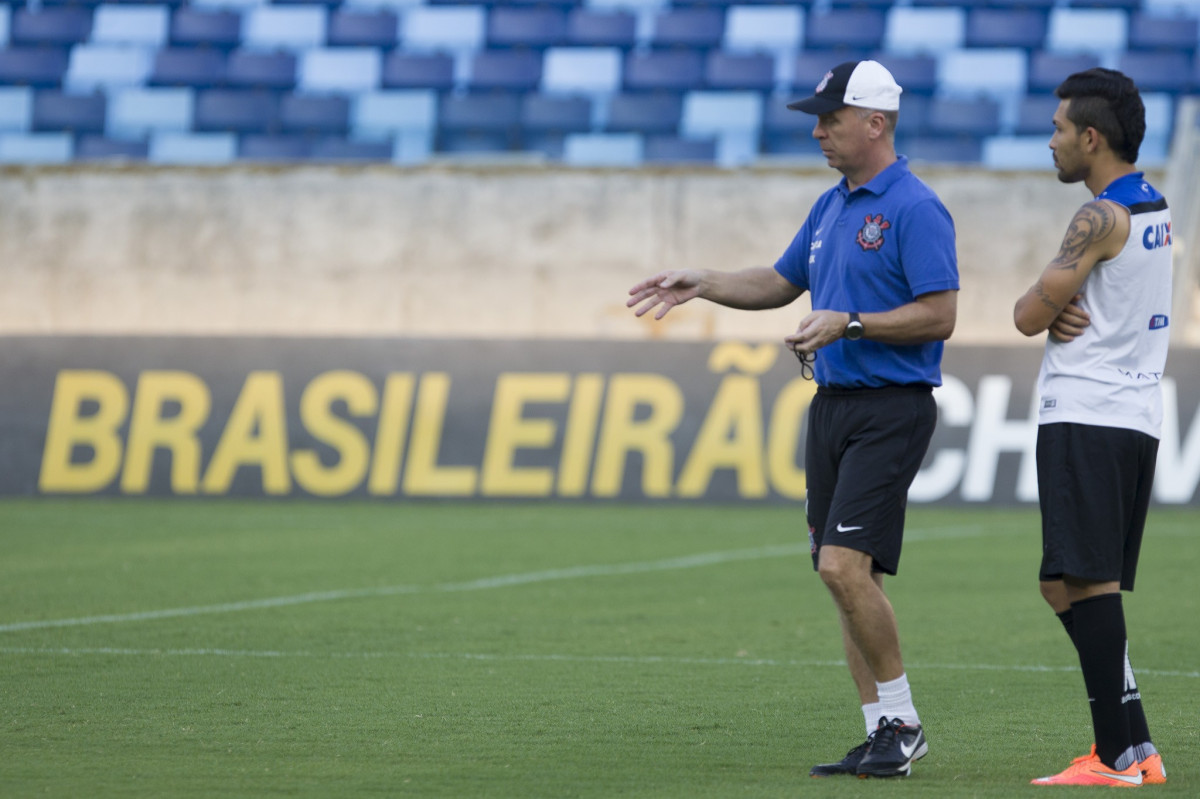 Durante o treino desta tarde na Arena Pantanal, em Cuiaba/MT. O próximo jogo da equipe será amanhã, quarta-feira, dia 22/10, contra o Vitoria/BA, pela 30ª rodada do Campeonato Brasileiro de 2014