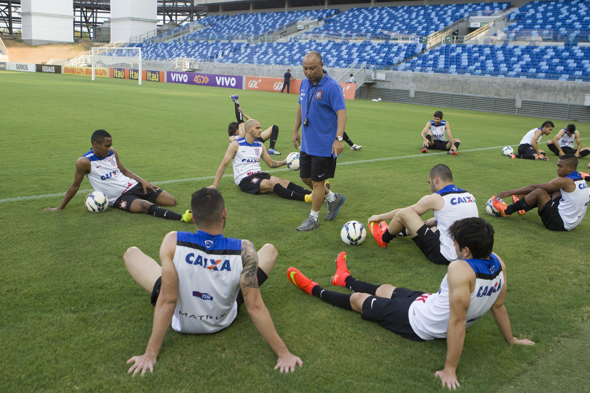 Durante o treino desta tarde na Arena Pantanal, em Cuiaba/MT. O próximo jogo da equipe será amanhã, quarta-feira, dia 22/10, contra o Vitoria/BA, pela 30ª rodada do Campeonato Brasileiro de 2014