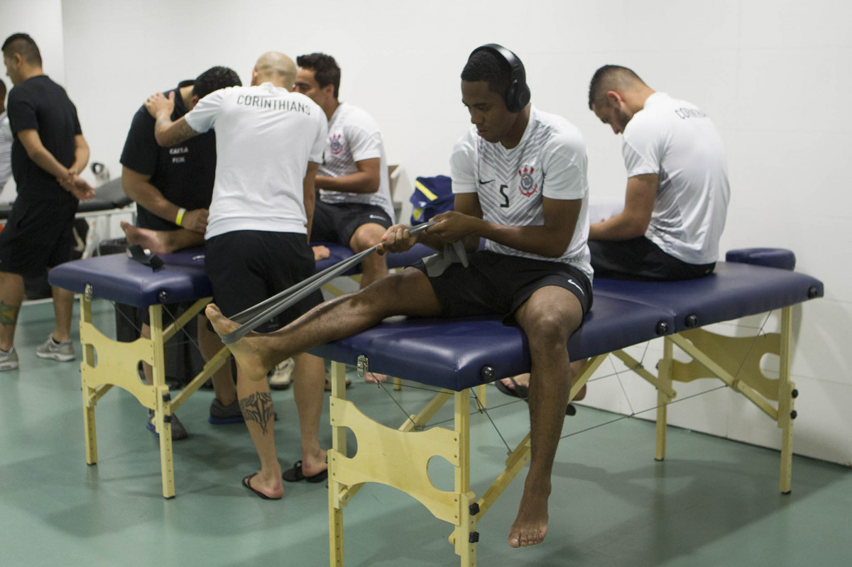 Nos vestiários antes da partida entre Corinthians x Vitoria/BA, realizada esta noite na Arena Pantanal, válida pela 30ª rodada do Campeonato Brasileiro de 2014
